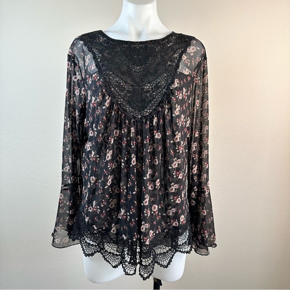 Self Esteem Black Sheer Floral Lace Boho Top Plus 1X Bell Sleeve Blouse - Picture 1 of 9